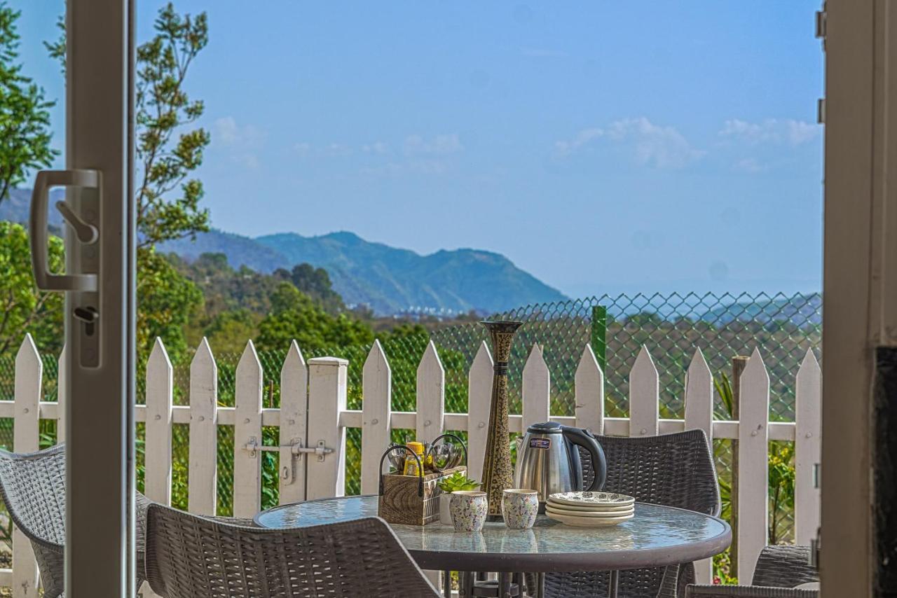 Saffronstays Woodpeckers Villa, Dehradun Rājpur Exteriör bild